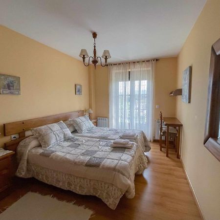 Apartamento La Nava de Gredos Navarredonda Exterior foto